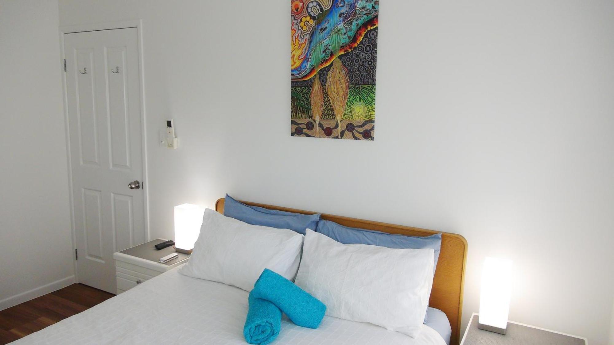 Homestay Bliss, Private Bedroom, Private Lounge & Bathroom, Netflix, Wifi Kewarra Beach